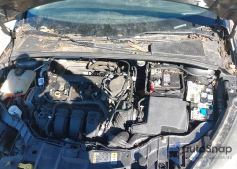 2015 Ford Focus Se z USA, uszkodzony, nr VIN 1FADP3F24FL268361